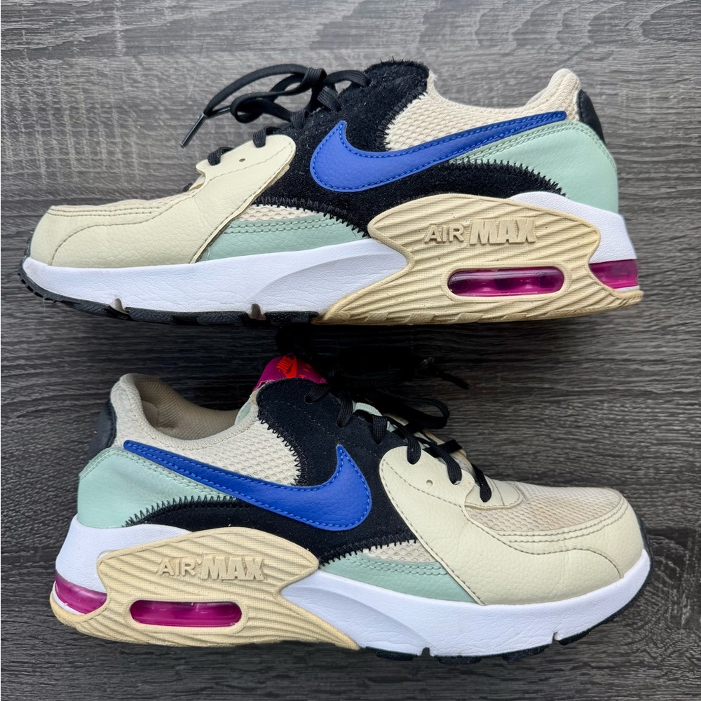 Nike Air Max with Blue and Cream Accents